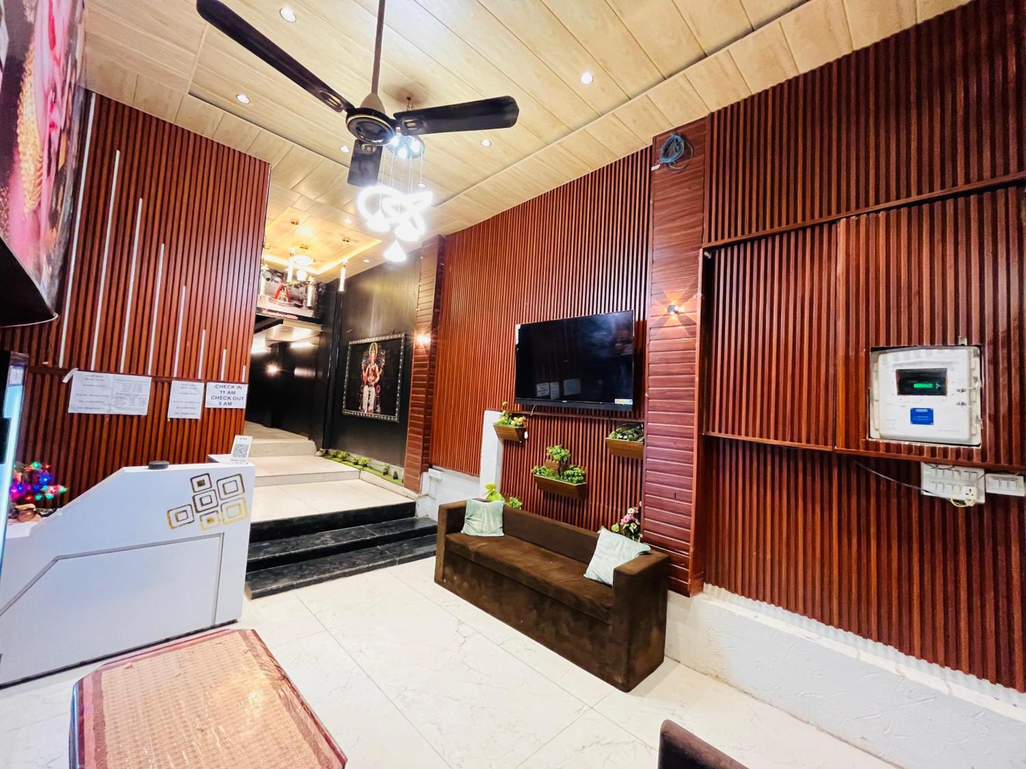Pallav Guest House Ujjain Luaran gambar