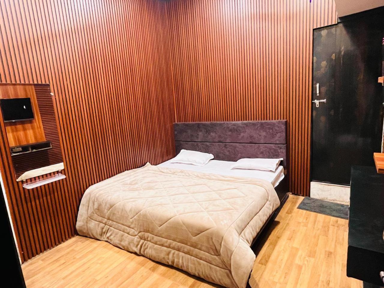 Pallav Guest House Ujjain Luaran gambar