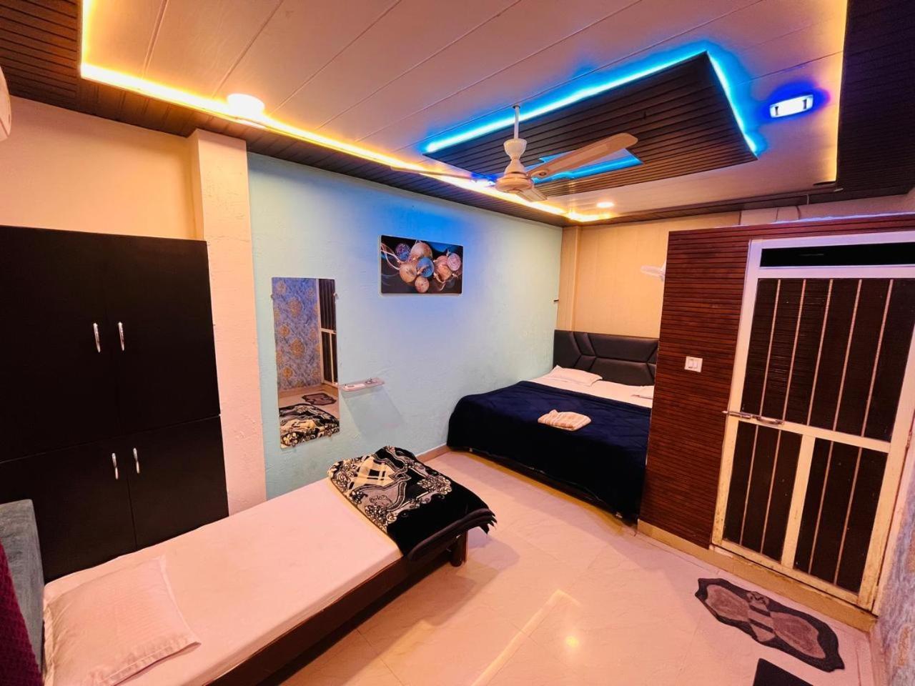 Pallav Guest House Ujjain Luaran gambar