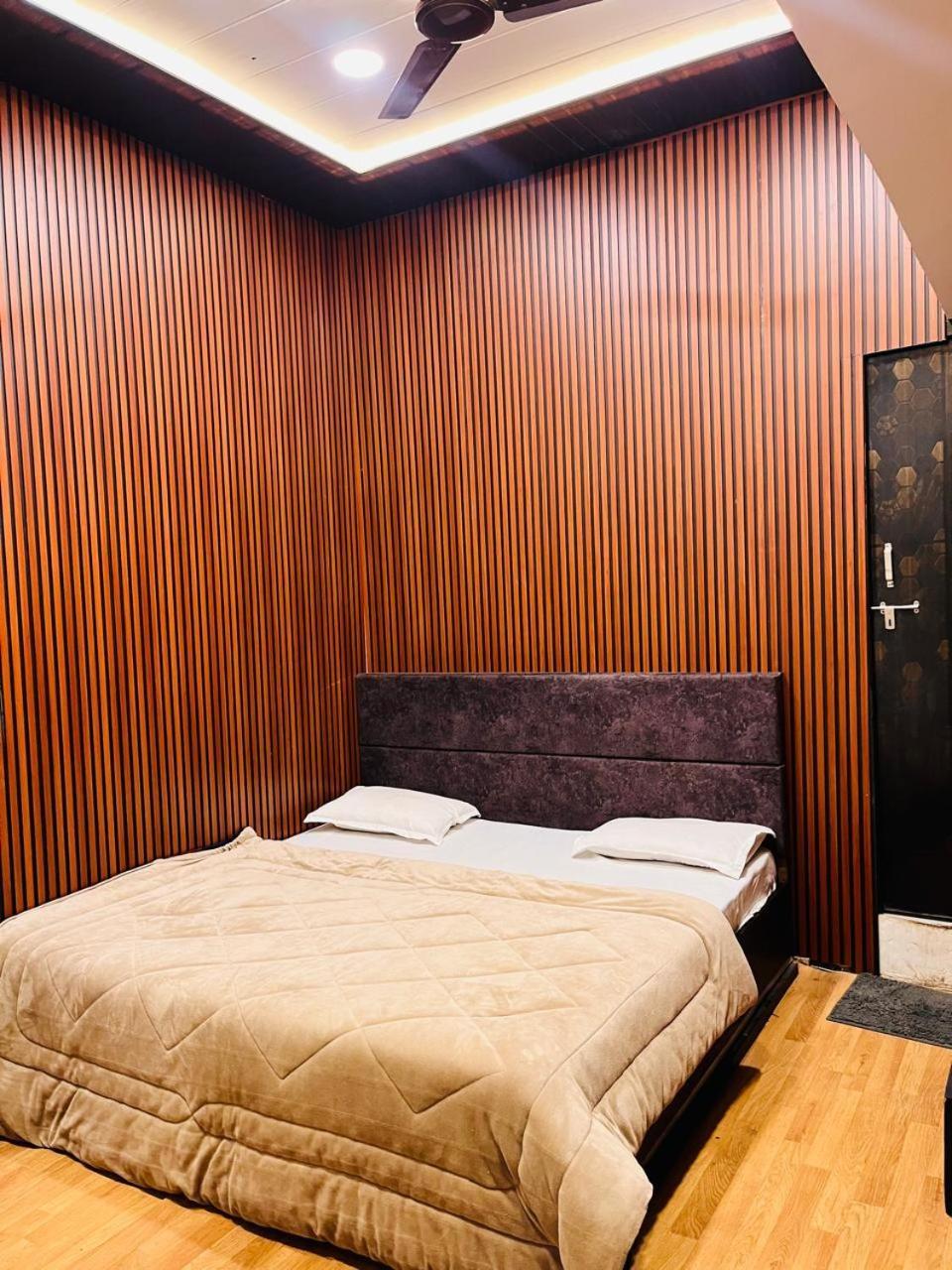 Pallav Guest House Ujjain Luaran gambar