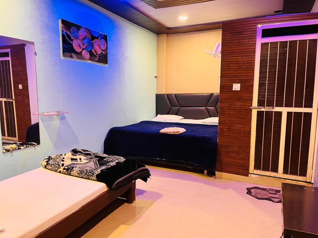 Pallav Guest House Ujjain Luaran gambar
